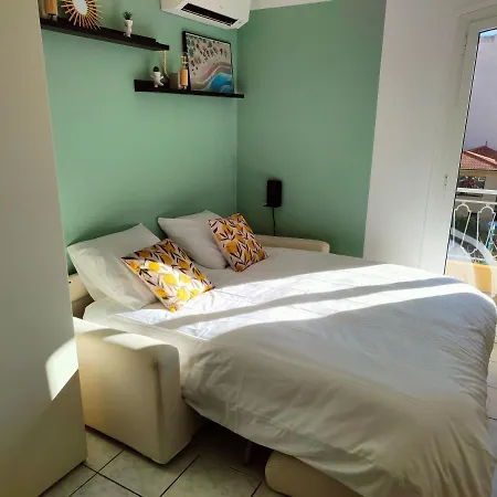 Proche Et Commerces *